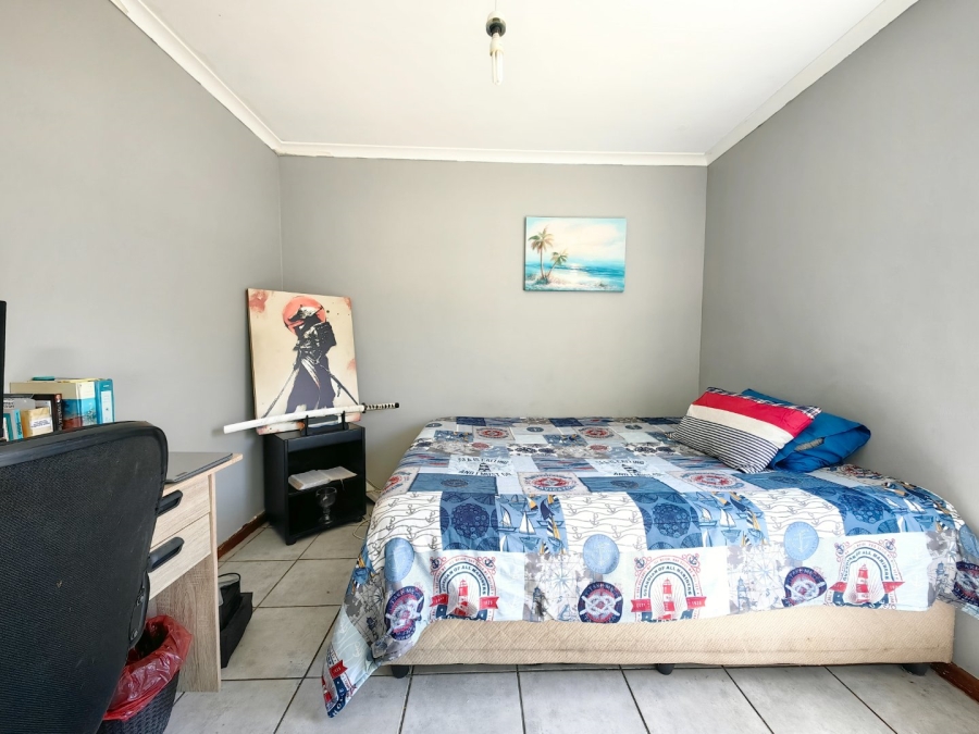 4 Bedroom Property for Sale in Richwood Western Cape